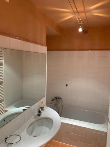 La Felice Casa Di Nonno Battistino Apartment อาปริกาเล ภายนอก รูปภาพ