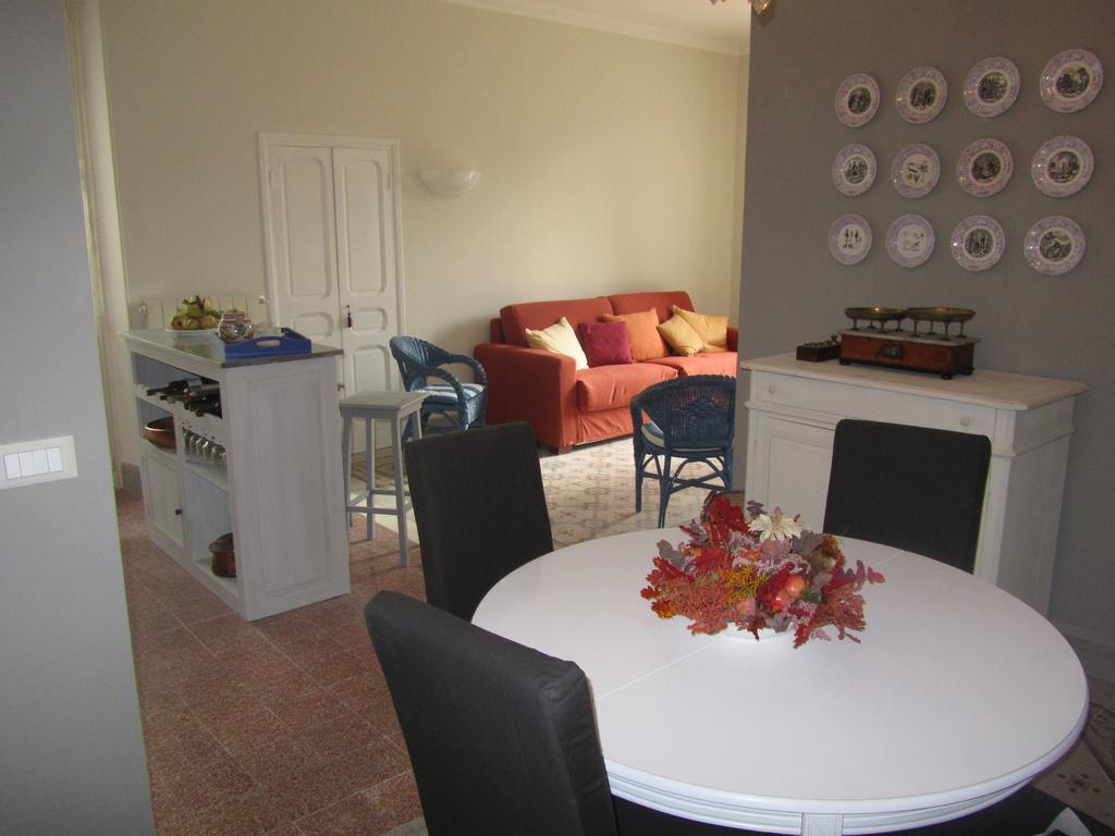 La Felice Casa Di Nonno Battistino Apartment อาปริกาเล ห้อง รูปภาพ