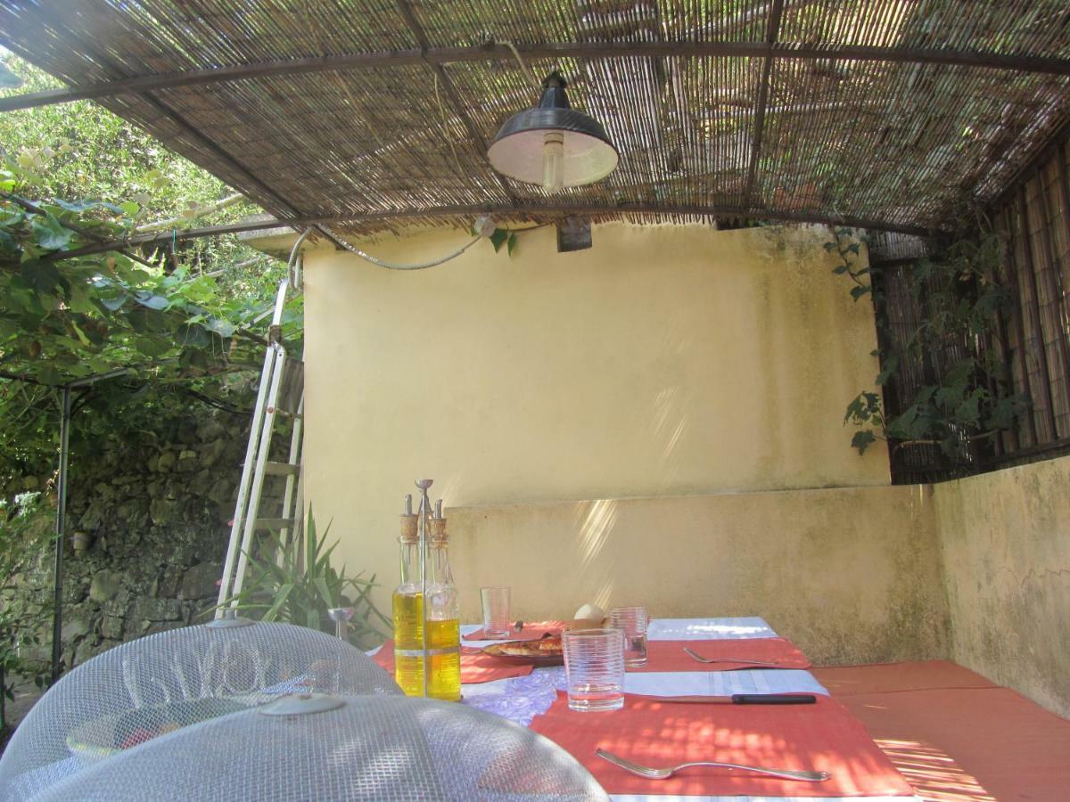 La Felice Casa Di Nonno Battistino Apartment อาปริกาเล ภายนอก รูปภาพ